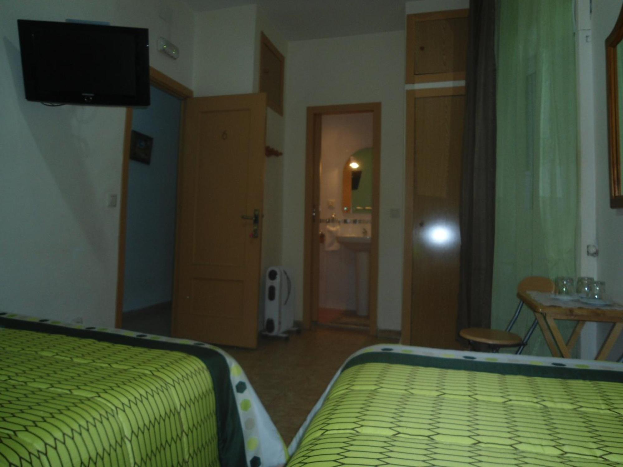 Hostal Florida Madrid Exterior photo